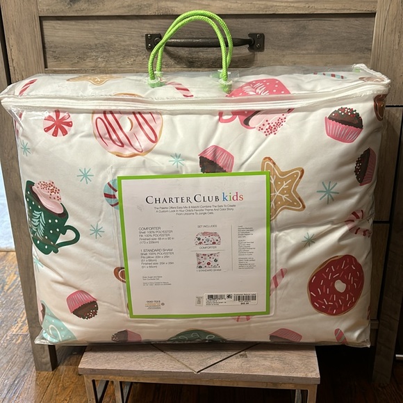 CHARTER CLUB KIDS TWIN Sugar & Spice w/Gingerbread Man Reversible Comforter Set - Picture 4 of 11